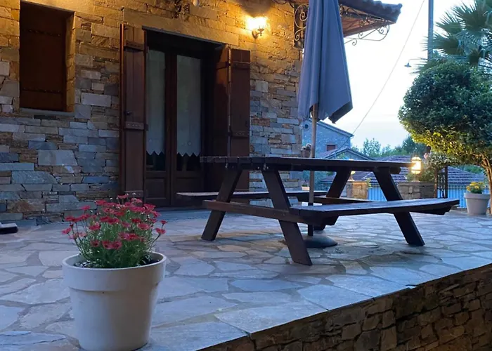 Mallis In Chorto, Pelion *