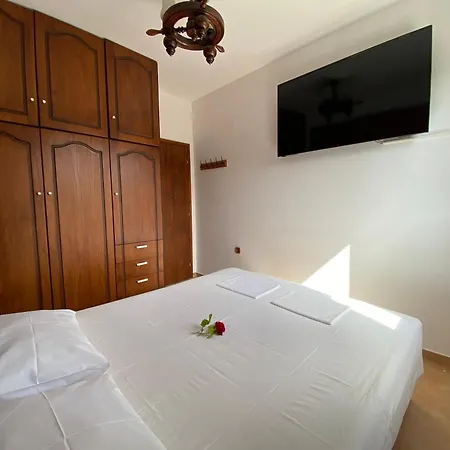 Mallis In Chorto, Pelion * Chorto